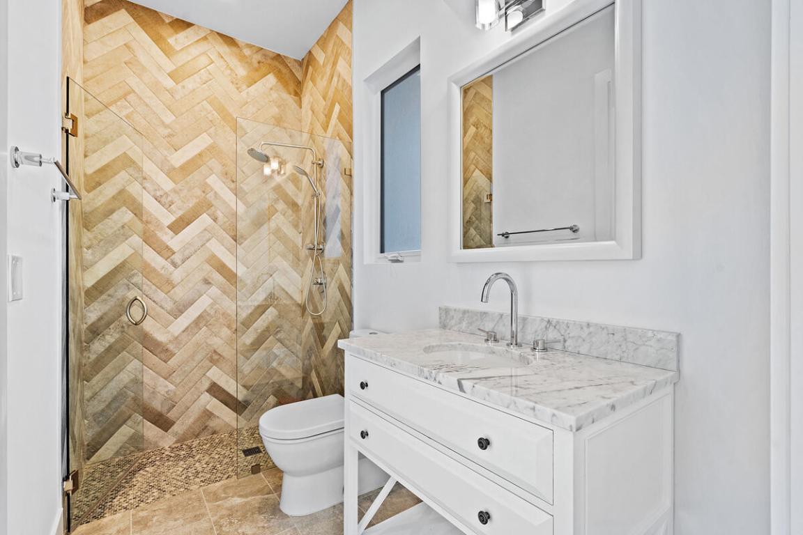 533 E Alexander Palm Boca Raton, FL 33432