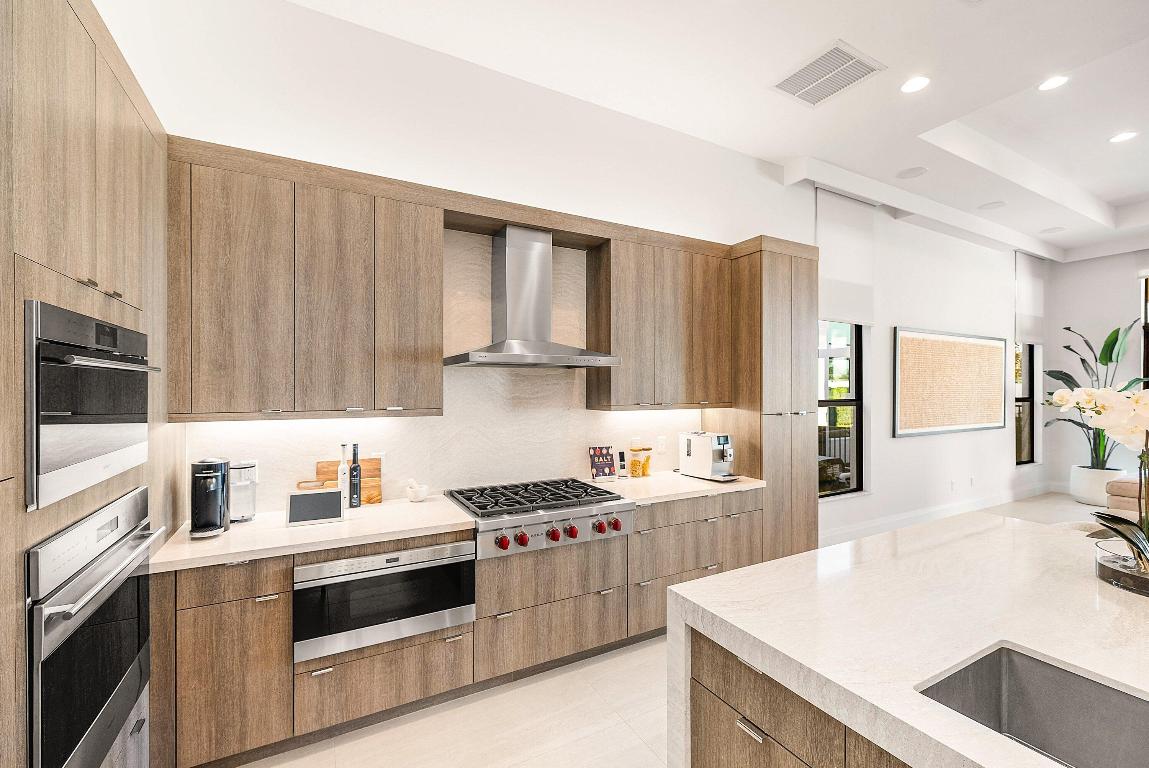 17135 Abruzzo Boca Raton, FL 33496