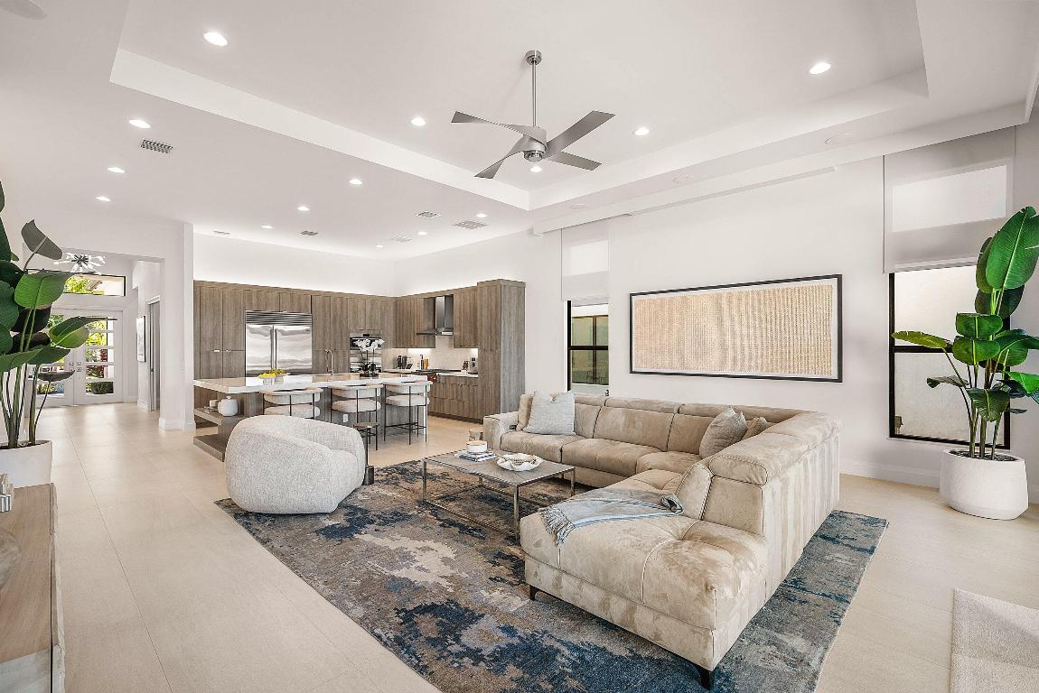 17135 Abruzzo Boca Raton, FL 33496