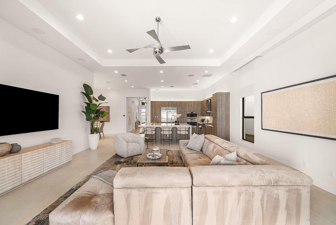 17135 Abruzzo Boca Raton, FL 33496