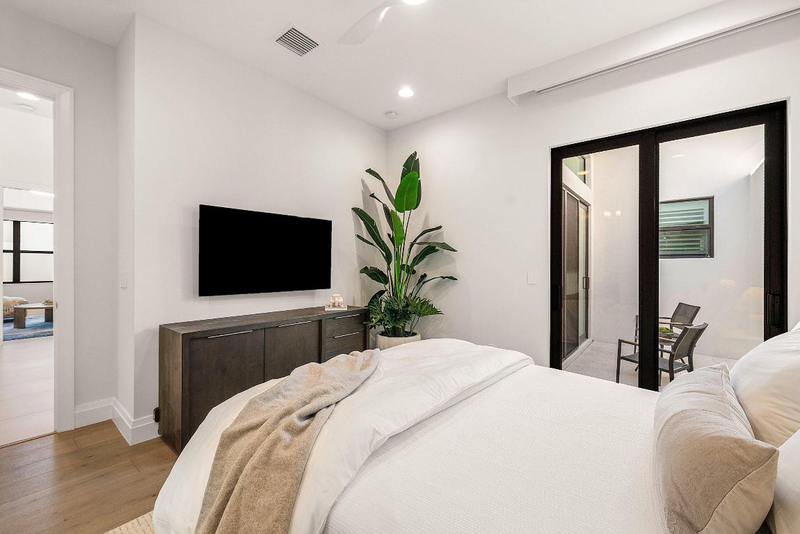 17135 Abruzzo Boca Raton, FL 33496