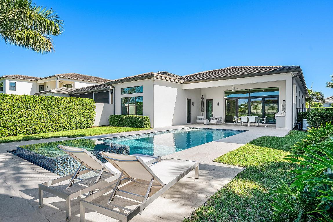 17135 Abruzzo Boca Raton, FL 33496