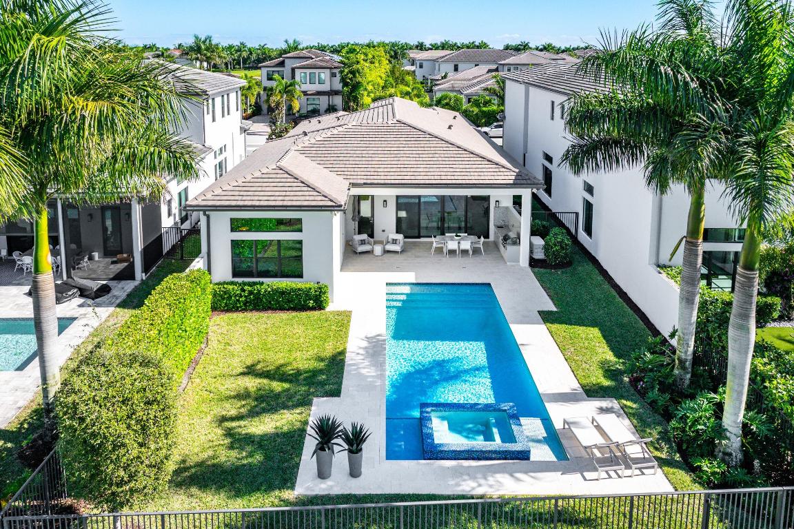 17135 Abruzzo Boca Raton, FL 33496