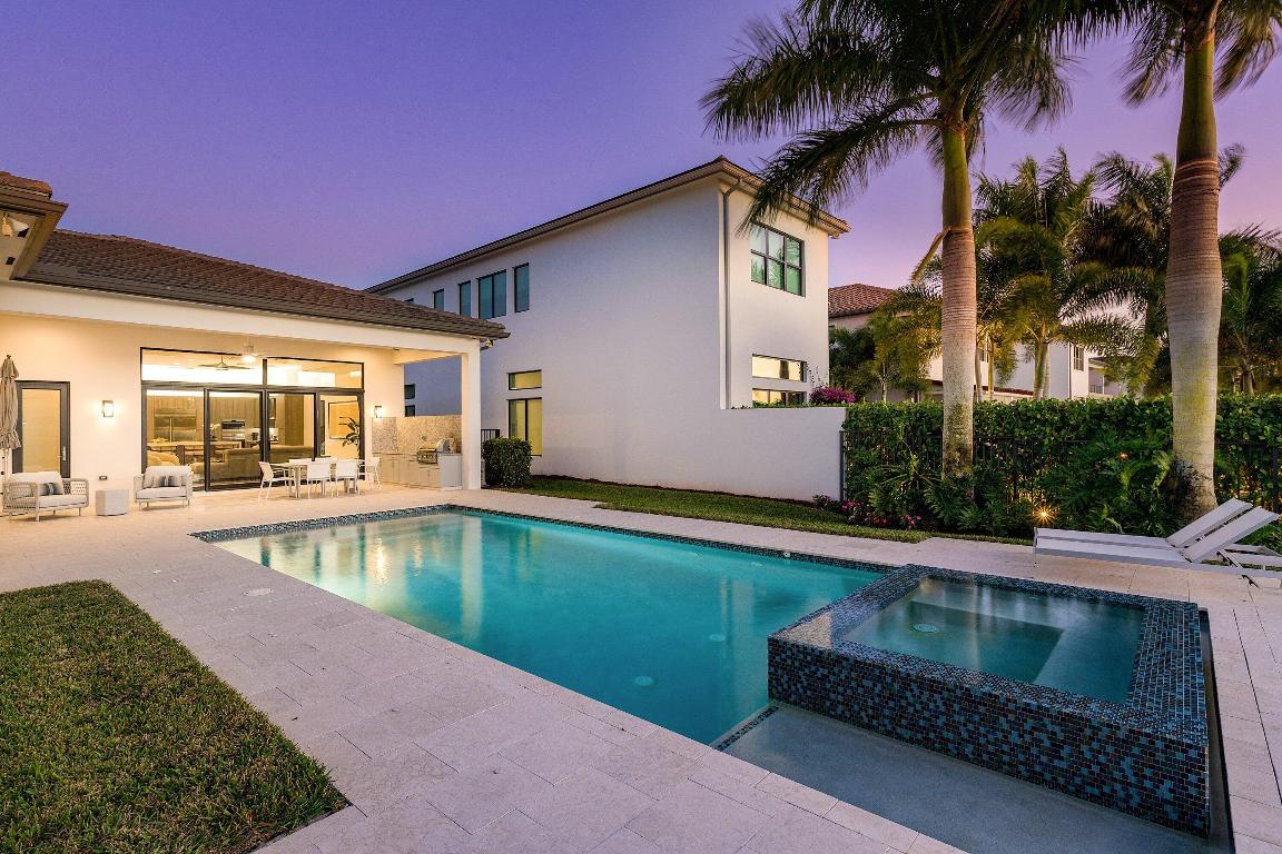 17135 Abruzzo Boca Raton, FL 33496