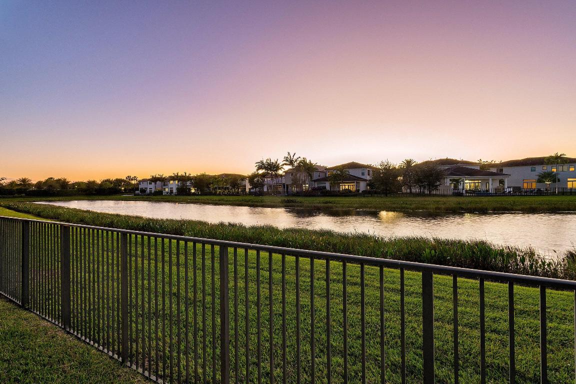 17135 Abruzzo Boca Raton, FL 33496