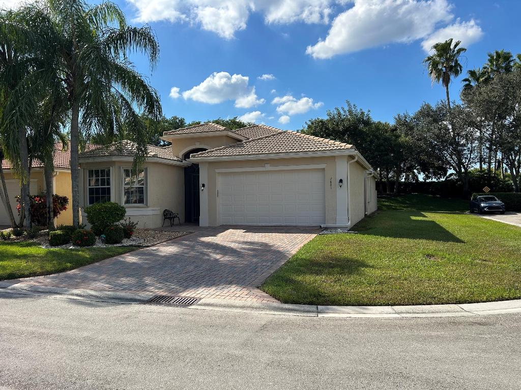 7803 Sundial Hbr Pt Lake Worth, FL 33467