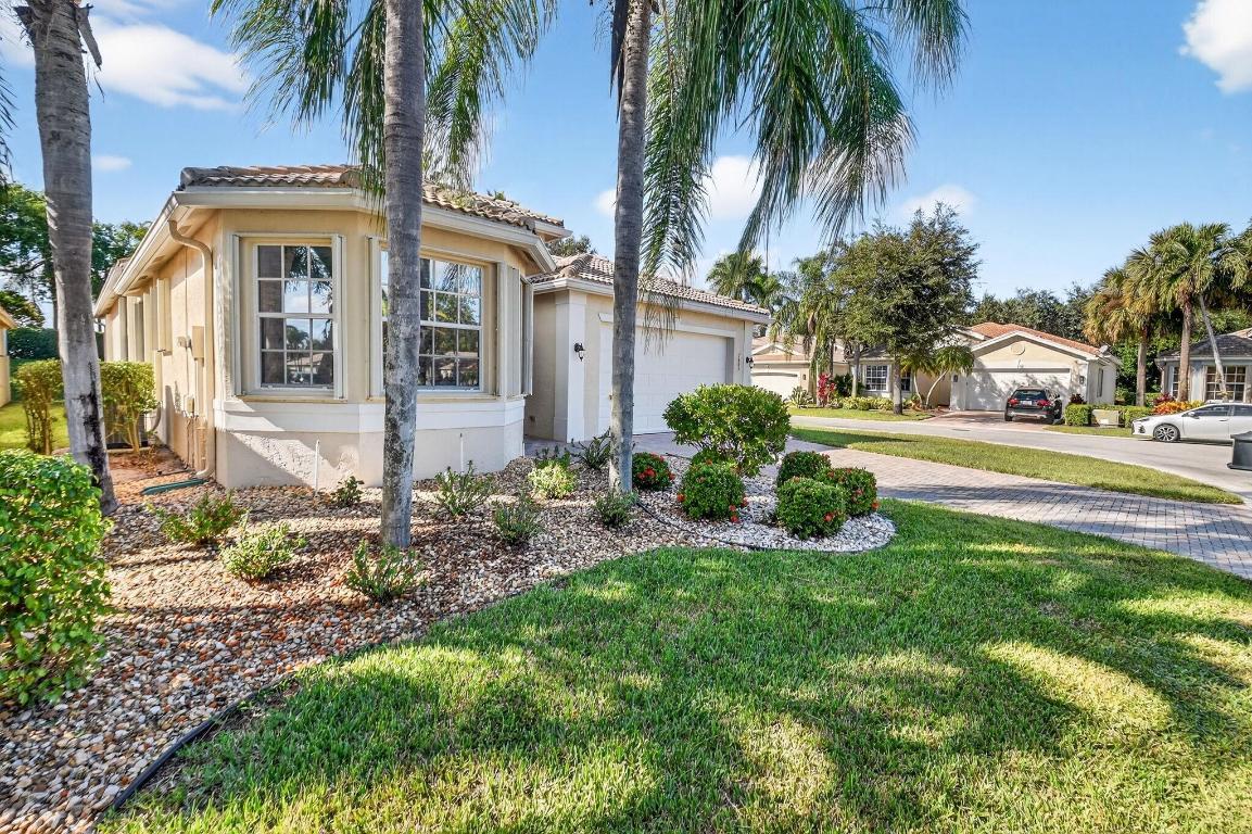 7803 Sundial Hbr Pt Lake Worth, FL 33467