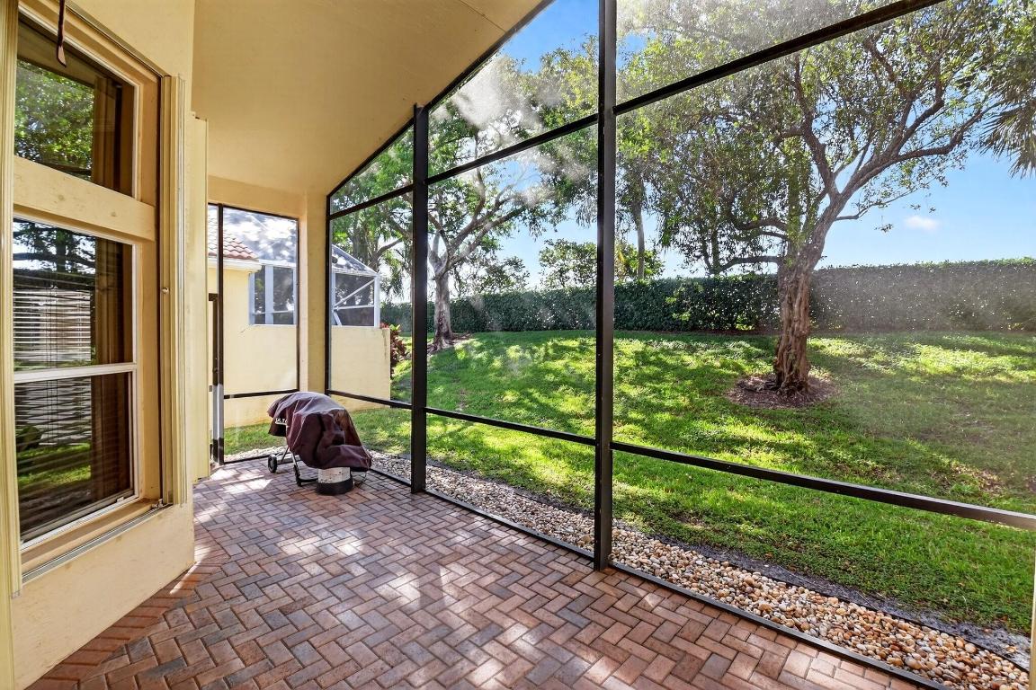 7803 Sundial Hbr Pt Lake Worth, FL 33467