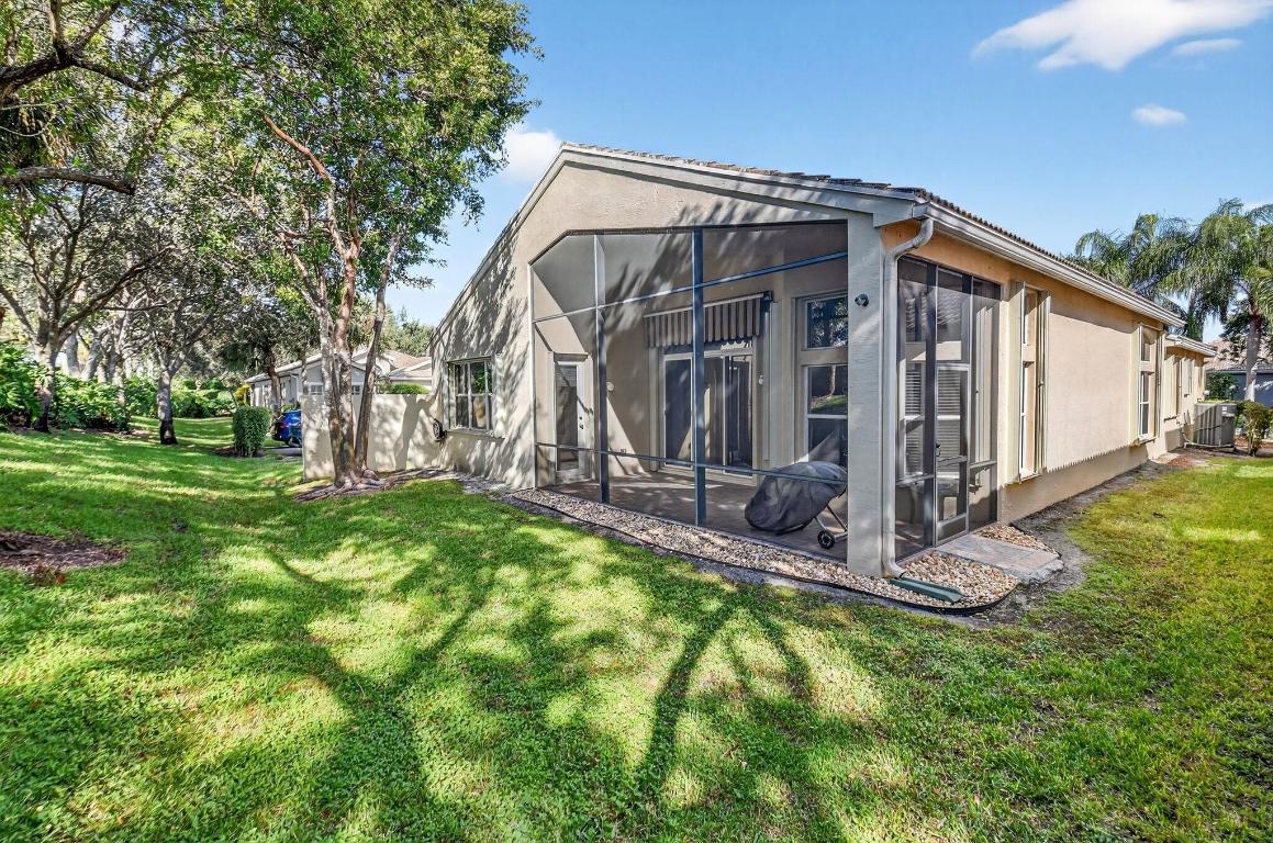 7803 Sundial Hbr Pt Lake Worth, FL 33467