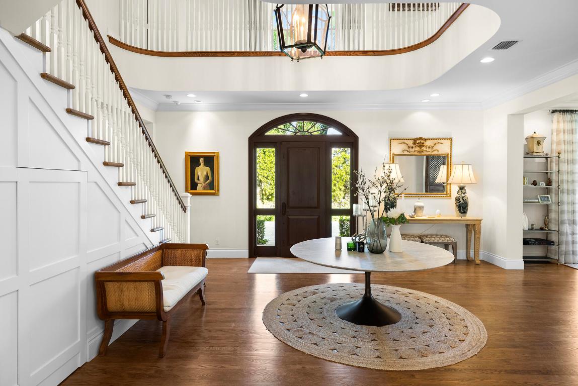 124 Forest Hl West Palm Beach, FL 33405