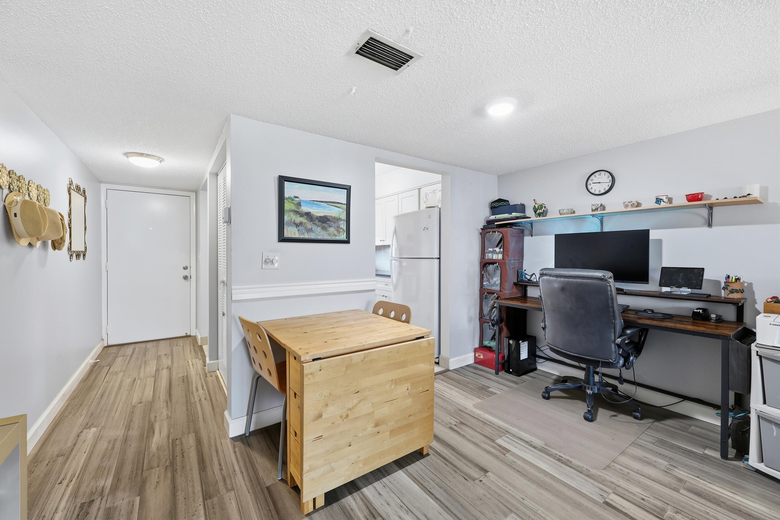 18081 SE Country Clb #6-60 Jupiter, FL 33469