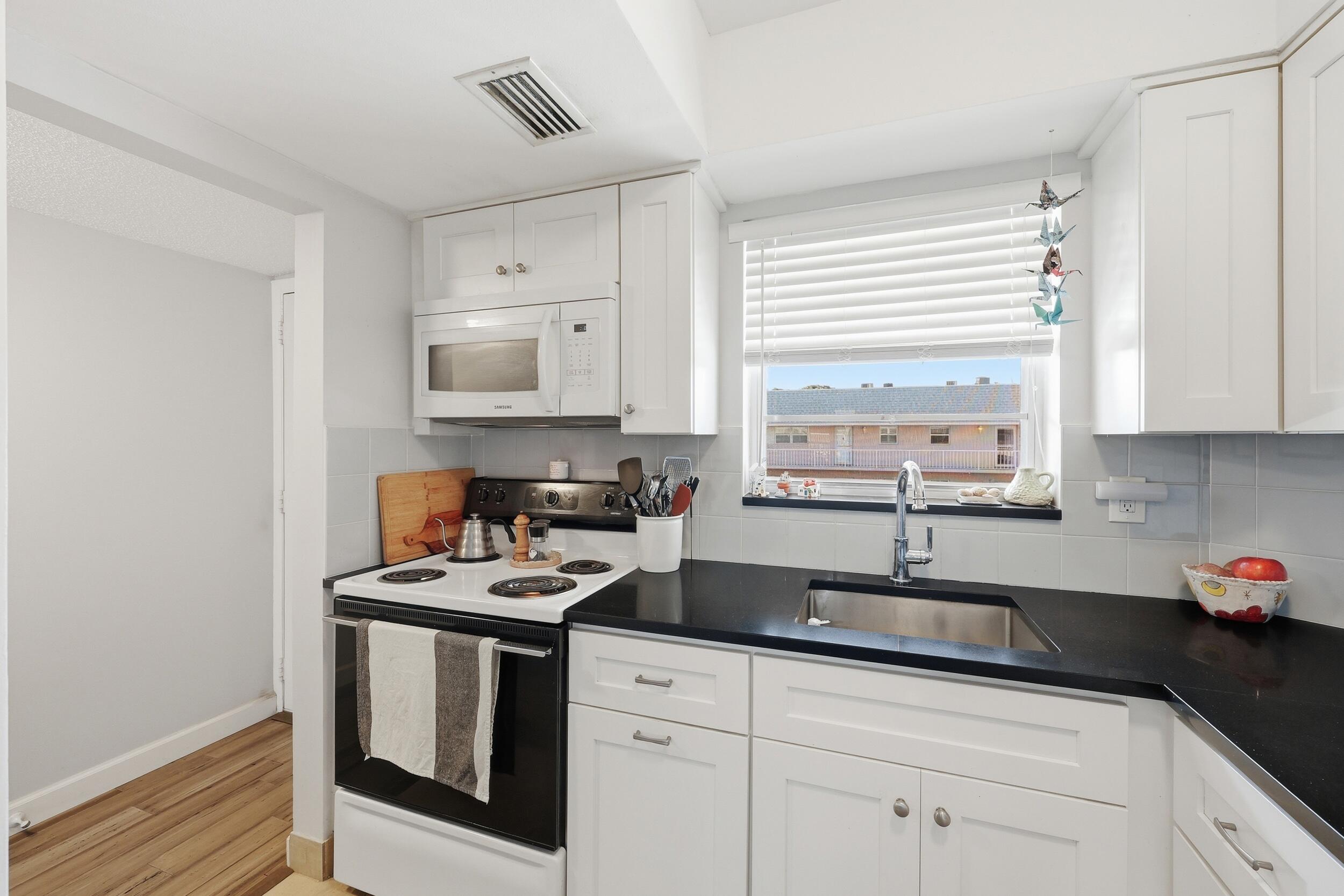 18081 SE Country Clb #6-60 Jupiter, FL 33469