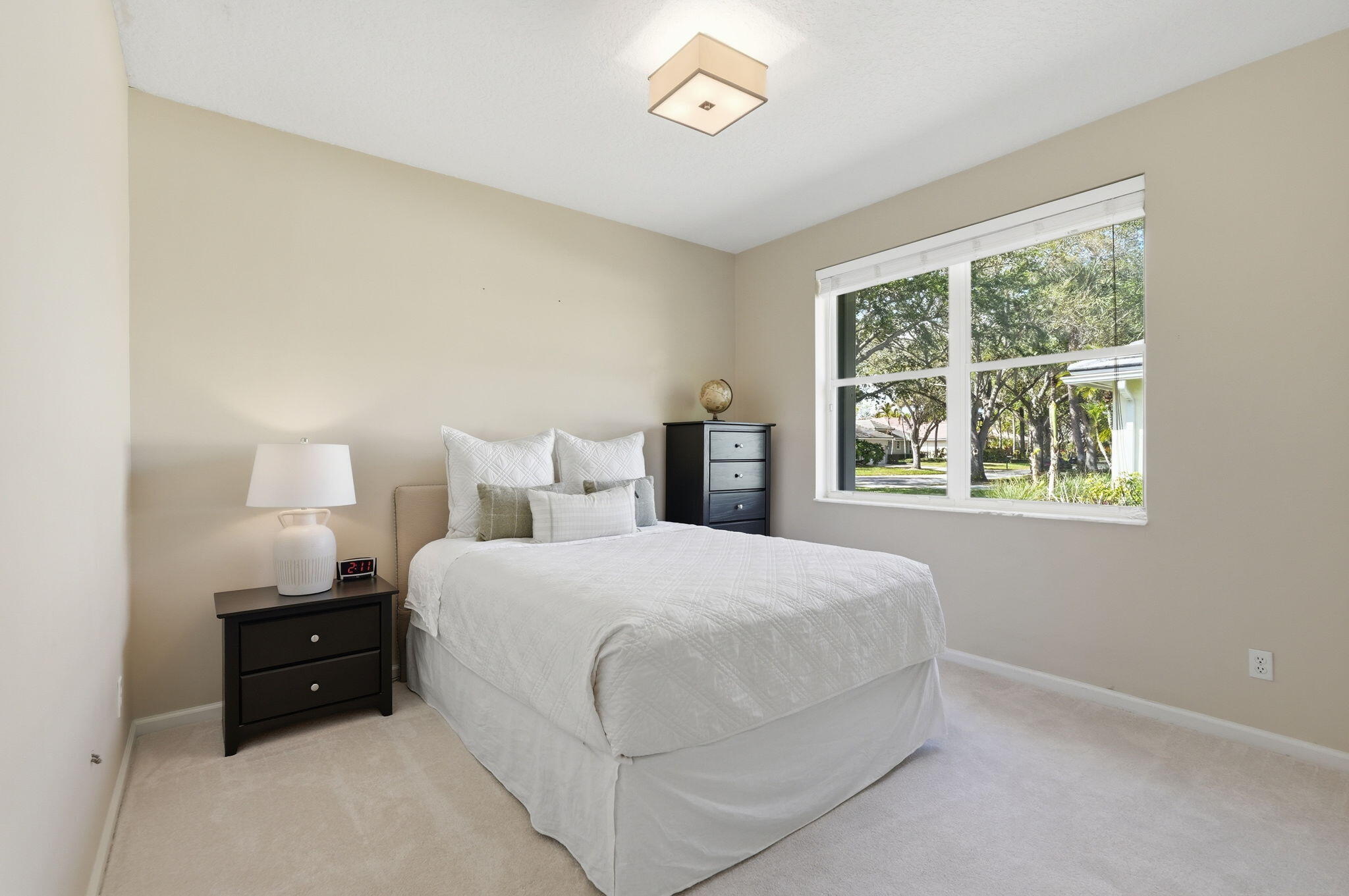 159 N River Jupiter, FL 33458