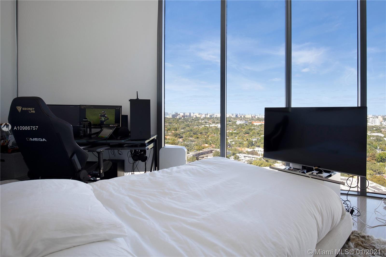 2821 S Bayshore Drive #19D Miami, FL 33133