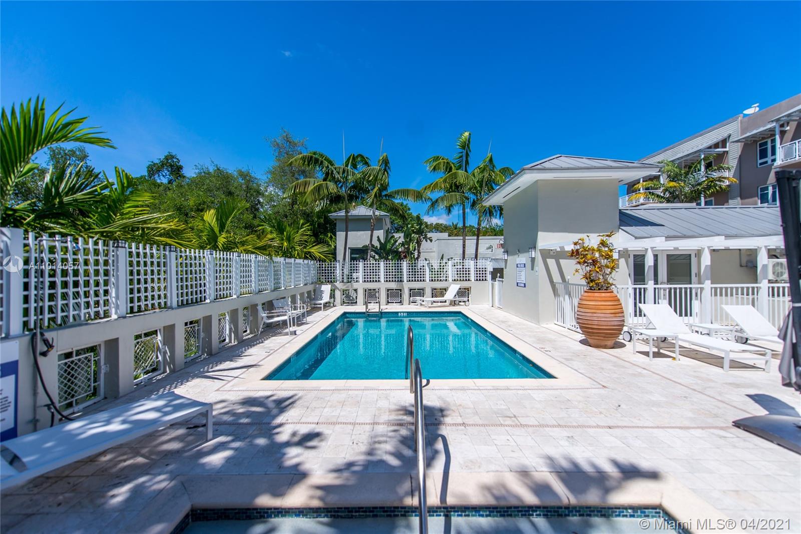 3540 Main Hwy #502 Coconut Grove, FL 33133