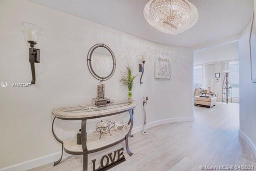 2751 S Ocean Dr #905S,Hollywood, FL 33019