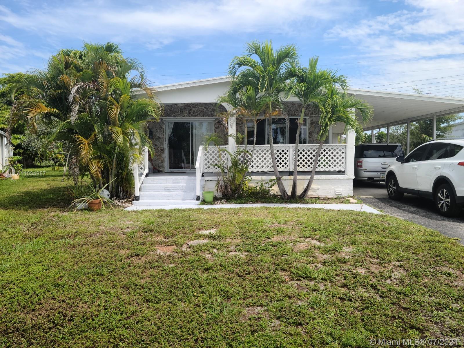 3251 Royal Palm Ct