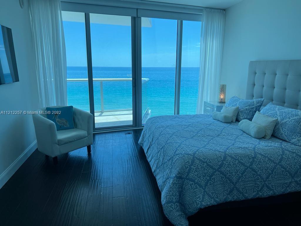 17001 Collins Ave #1002