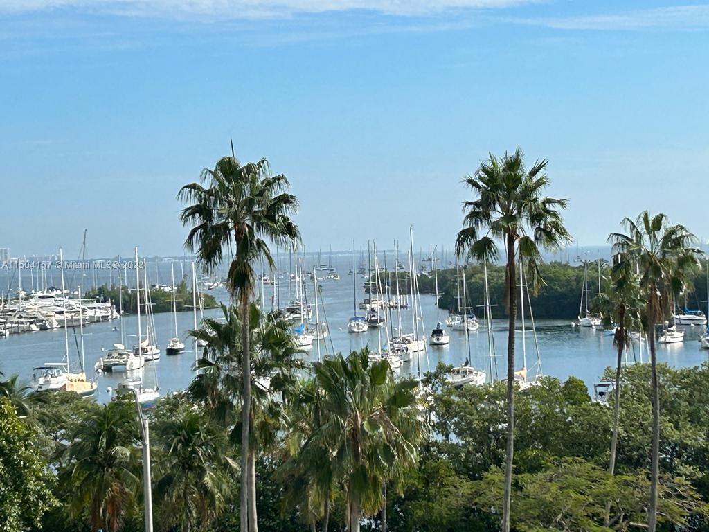 image Yacht Harbour0