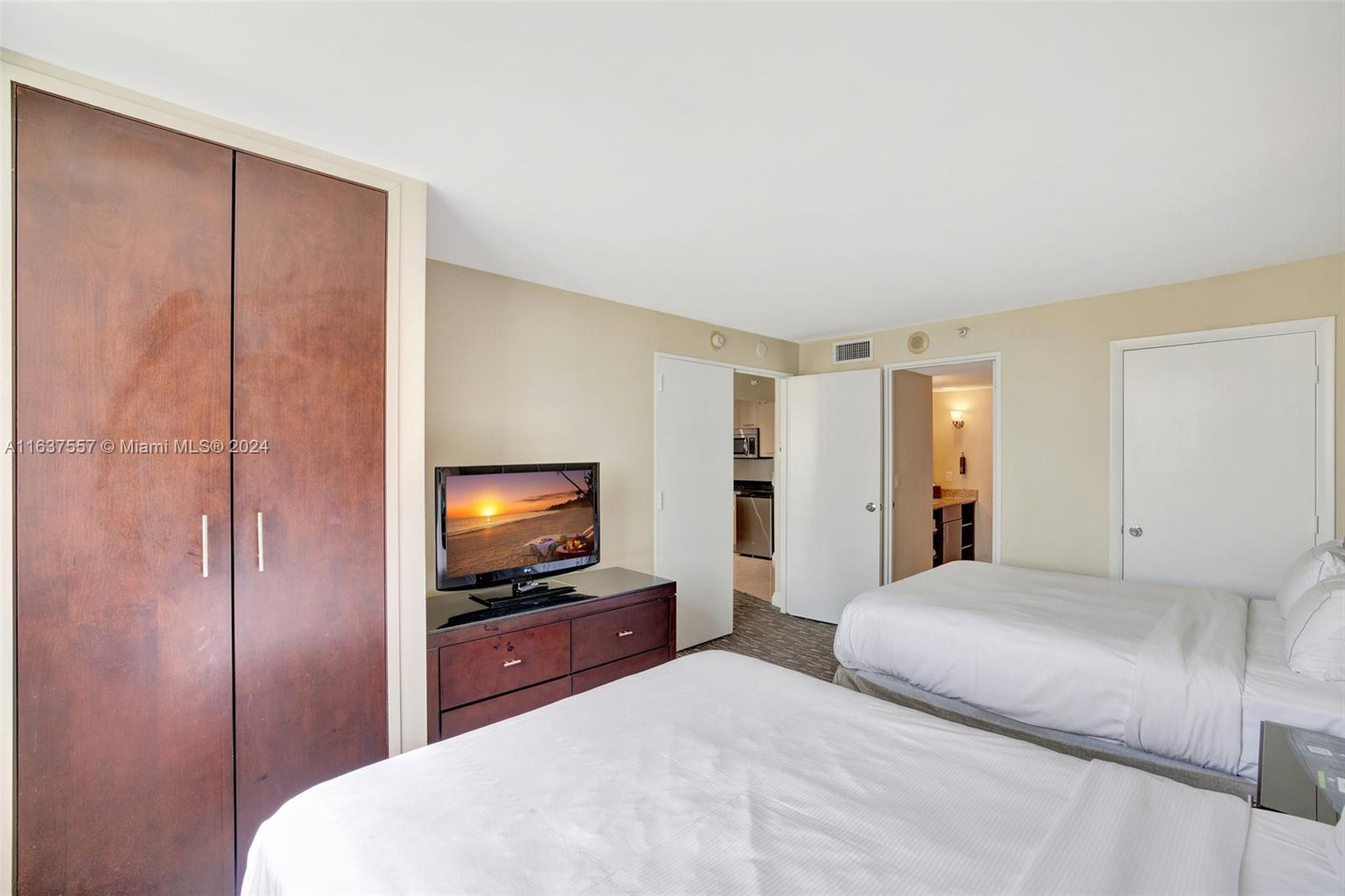 2670 E Sunrise Blvd #1117 Fort Lauderdale, FL 33304 2670 E Sunrise Blvd #1117 Fort Lauderdale, FL 33304