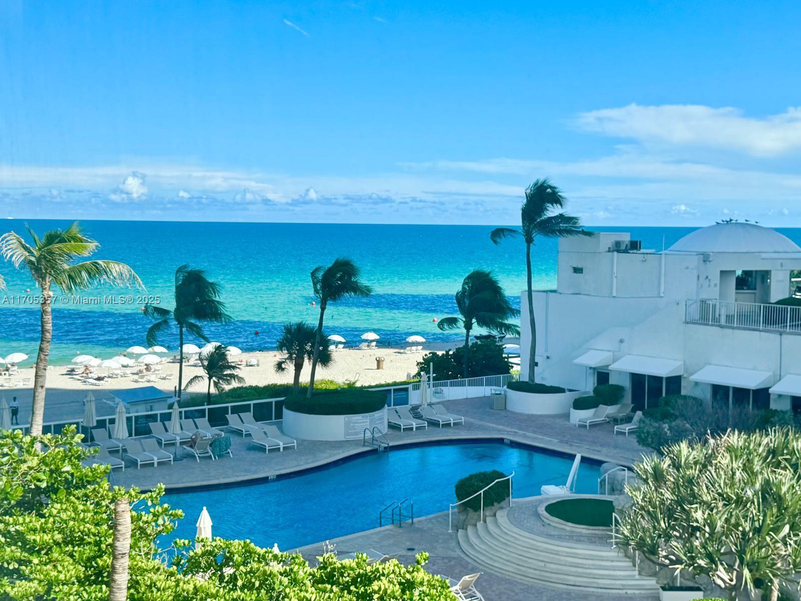 image Trump Palace Condo20