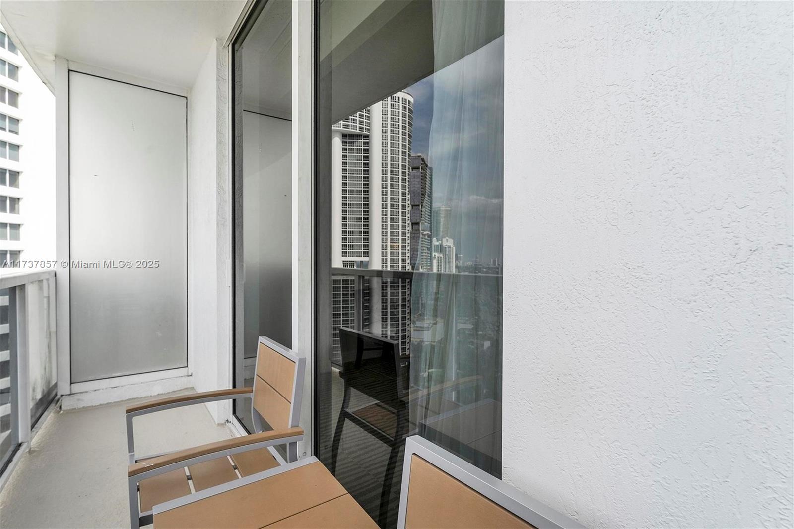 18001 Collins Ave #2002,Sunny Isles Beach, FL 33160