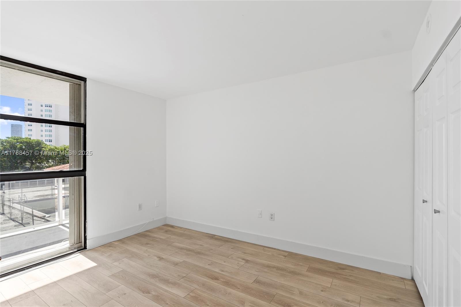 20505 E Country Clb Dr #434 Aventura, FL 33180