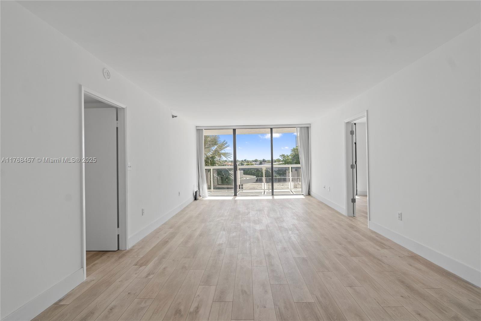 20505 E Country Clb Dr #434 Aventura, FL 33180