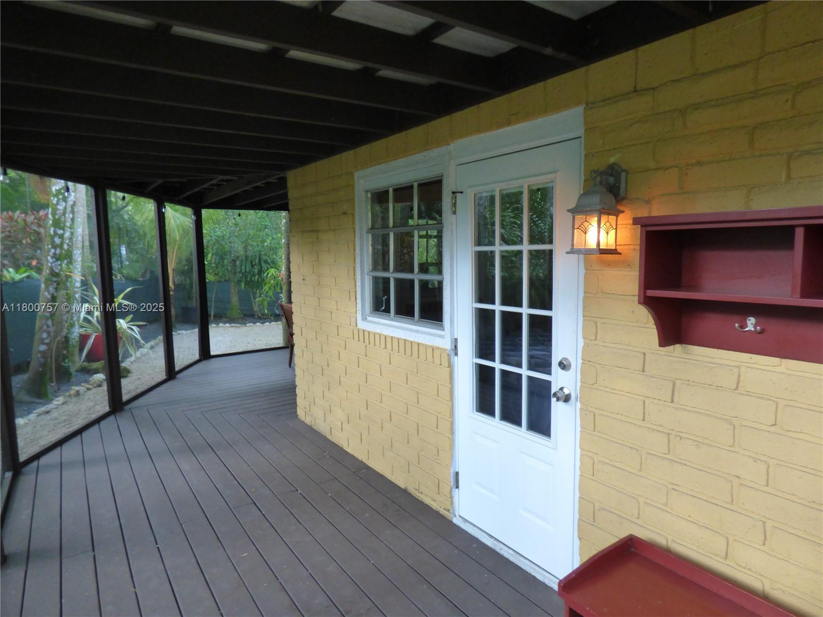 5858 SW 80th St South Miami, FL 33143