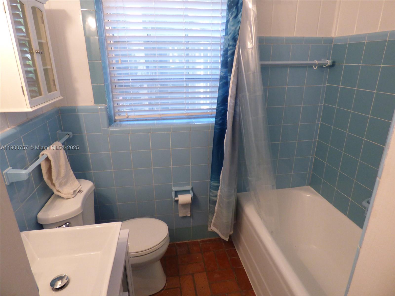 5858 SW 80th St South Miami, FL 33143