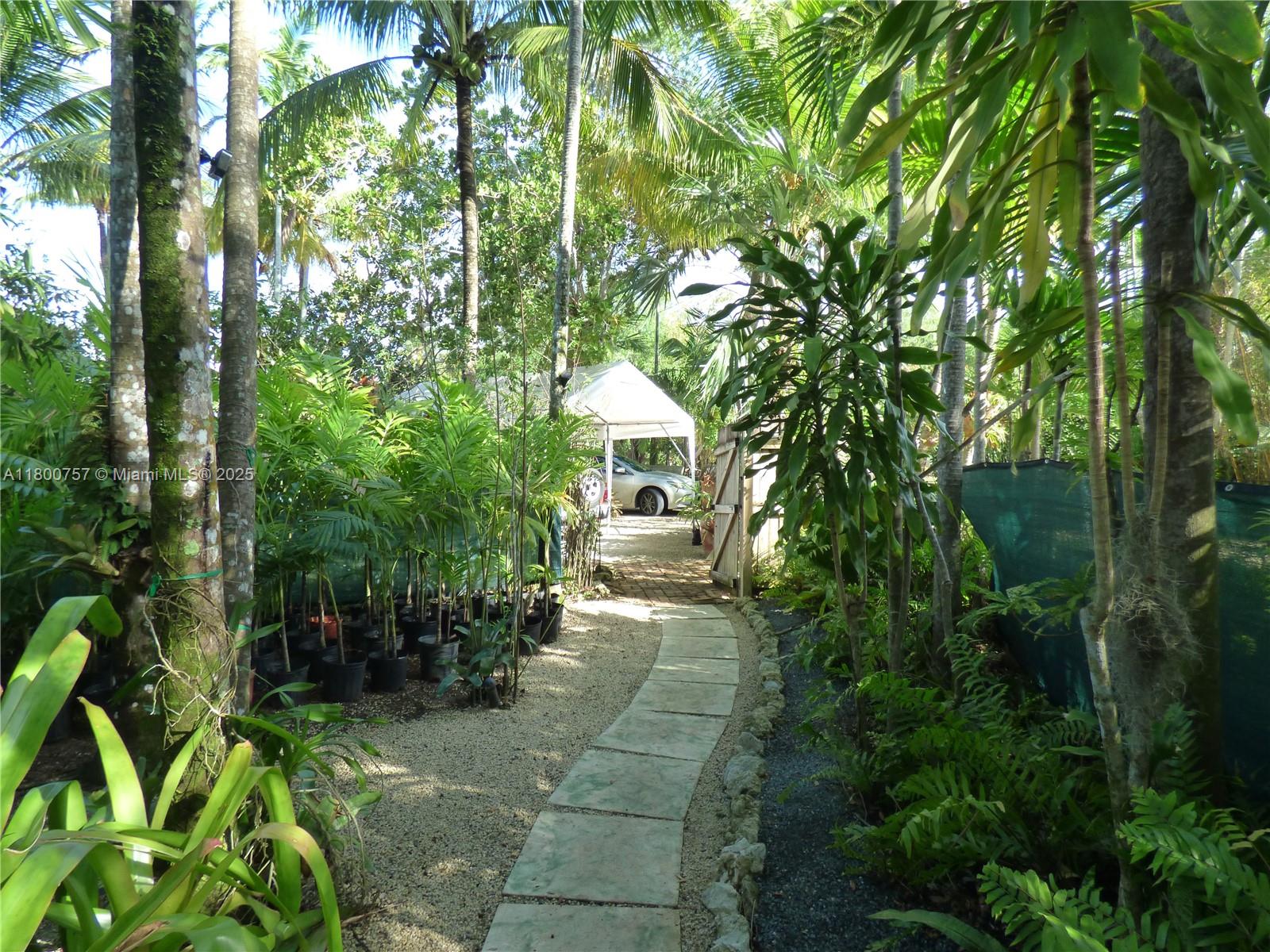 5858 SW 80th St South Miami, FL 33143