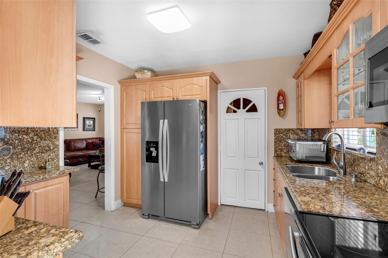 1901 SW 37th Ave,Miami, FL 33145