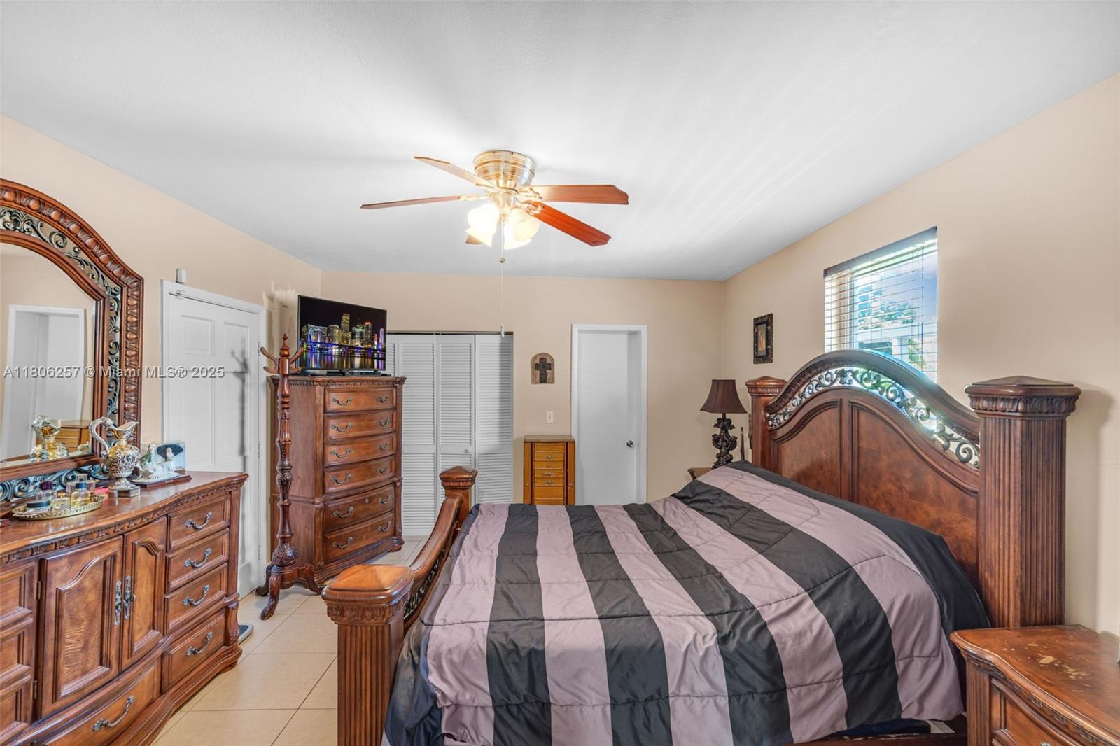 1901 SW 37th Ave,Miami, FL 33145