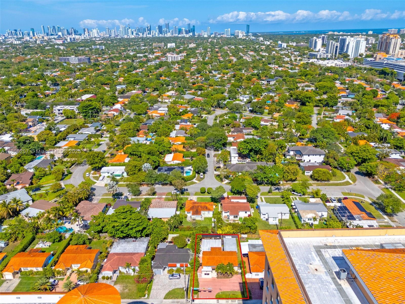 1901 SW 37th Ave,Miami, FL 33145