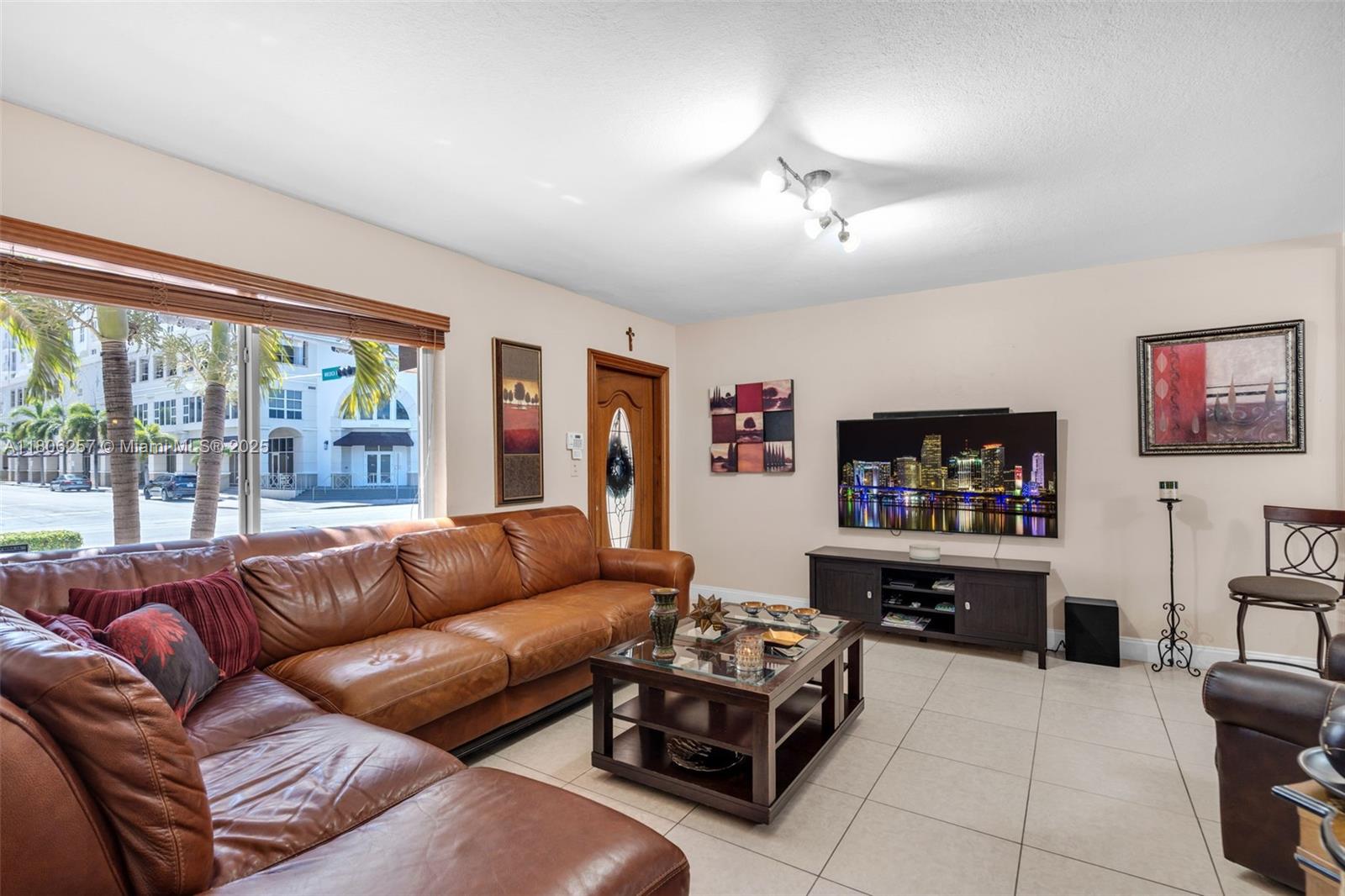 1901 SW 37th Ave,Miami, FL 33145