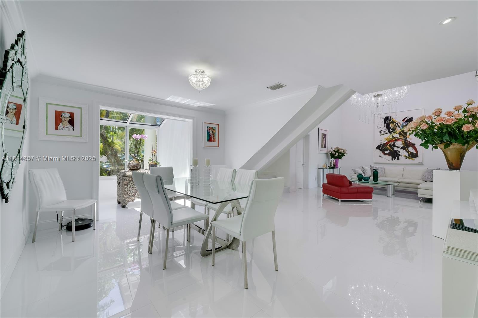6681 SW 155th Ave Miami, FL 33193