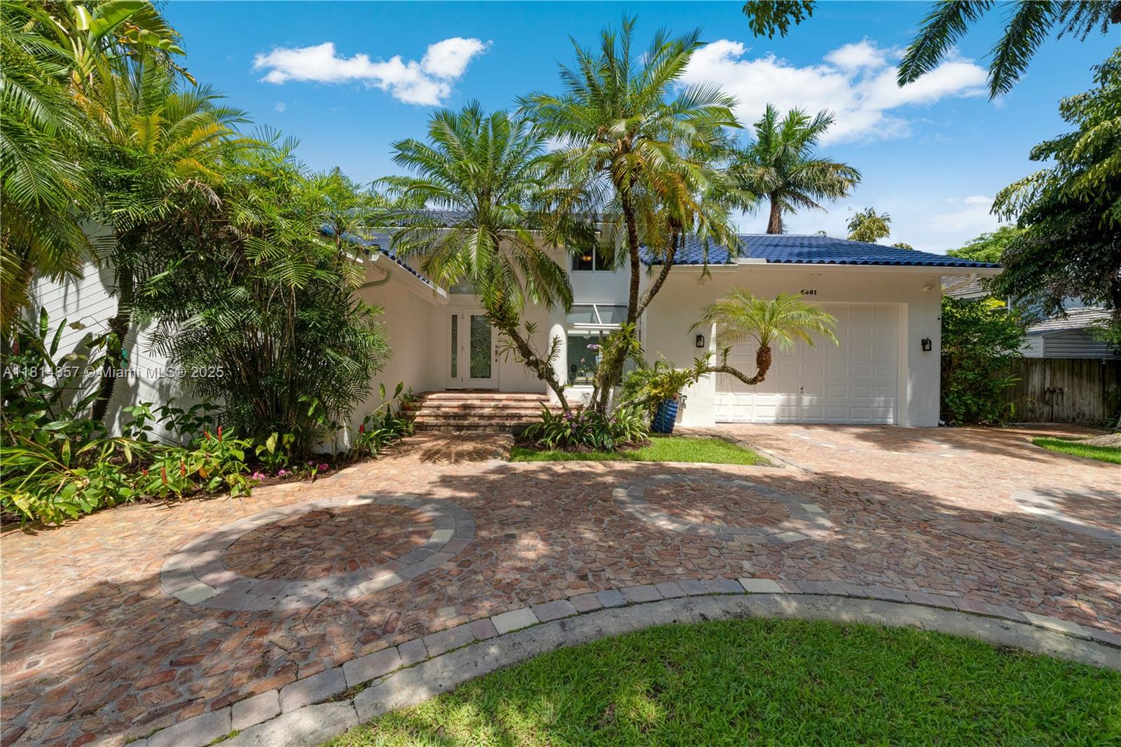 6681 SW 155th Ave Miami, FL 33193
