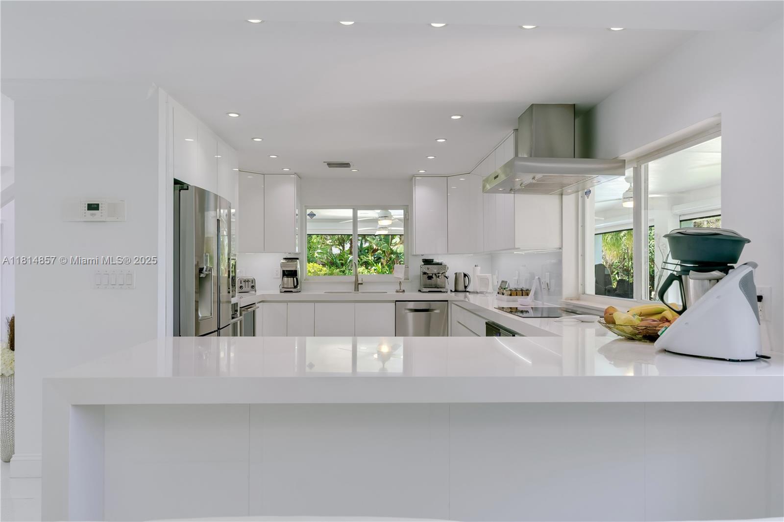 6681 SW 155th Ave Miami, FL 33193