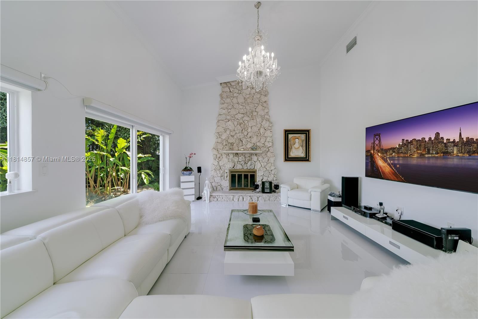 6681 SW 155th Ave Miami, FL 33193