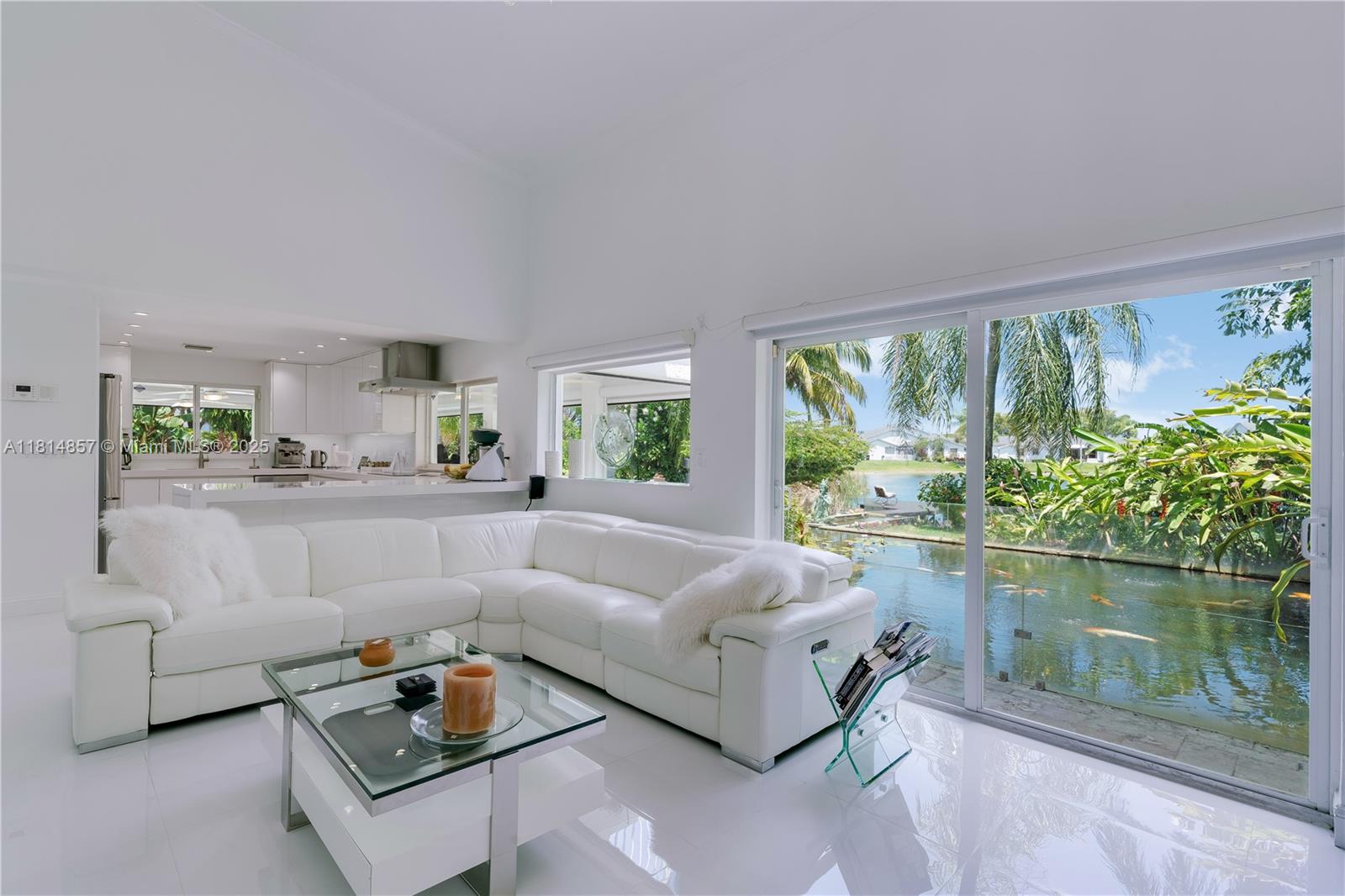 6681 SW 155th Ave Miami, FL 33193