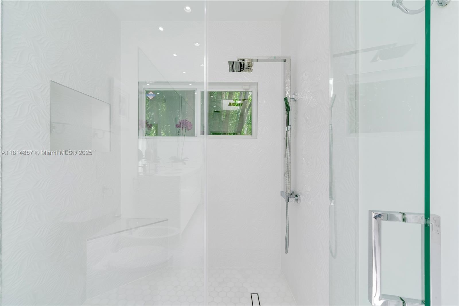 6681 SW 155th Ave Miami, FL 33193
