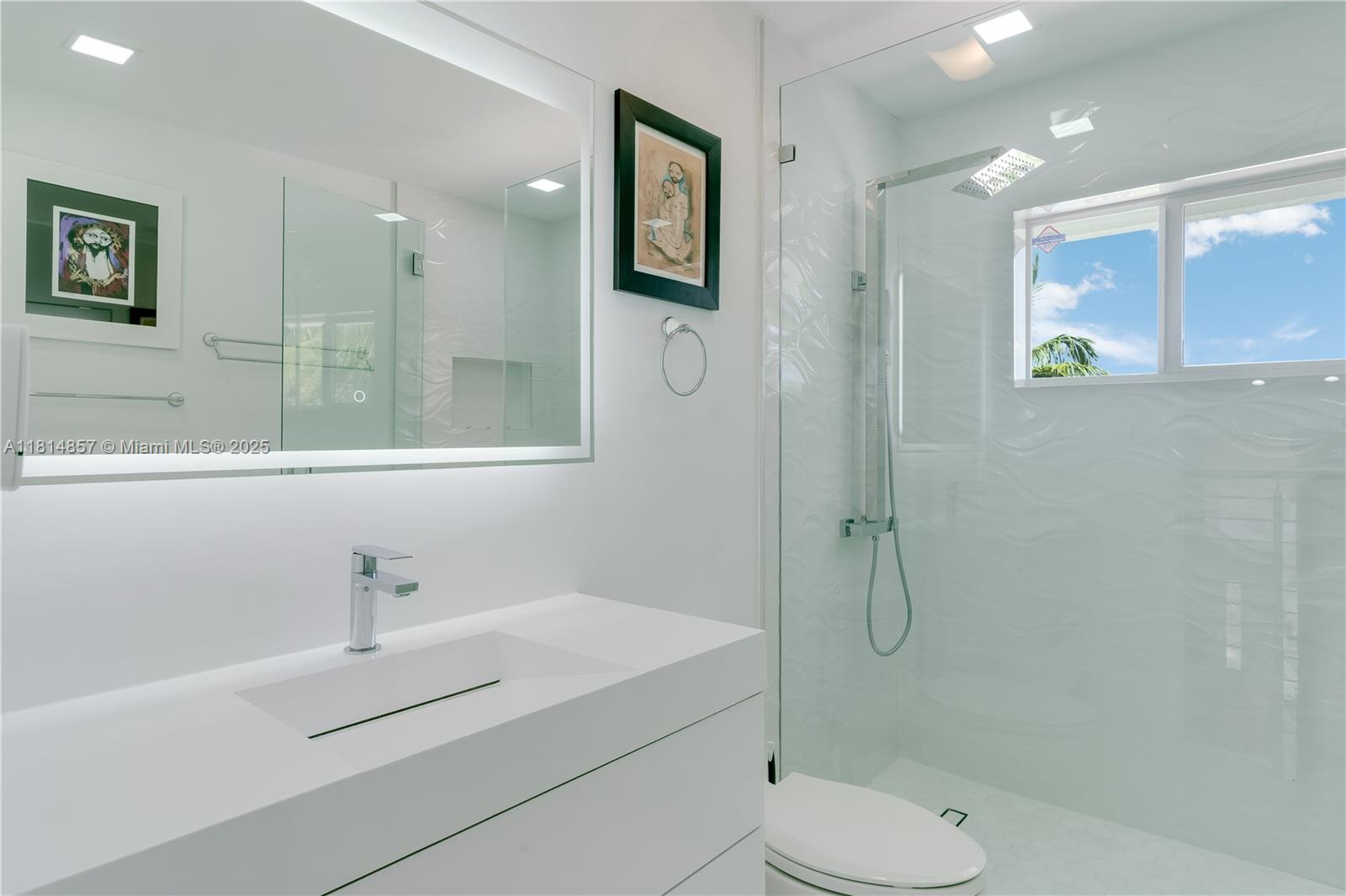 6681 SW 155th Ave Miami, FL 33193