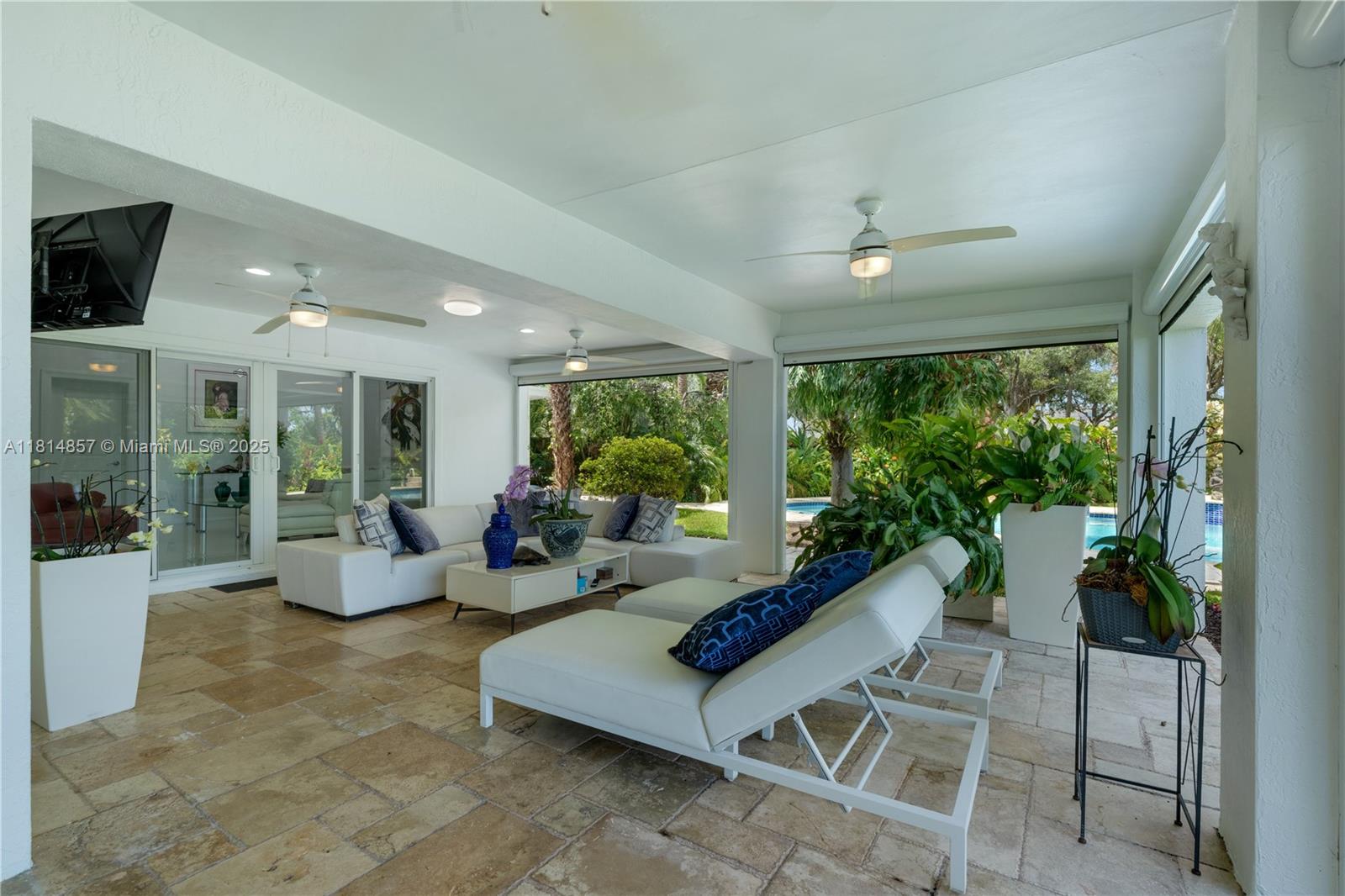 6681 SW 155th Ave Miami, FL 33193