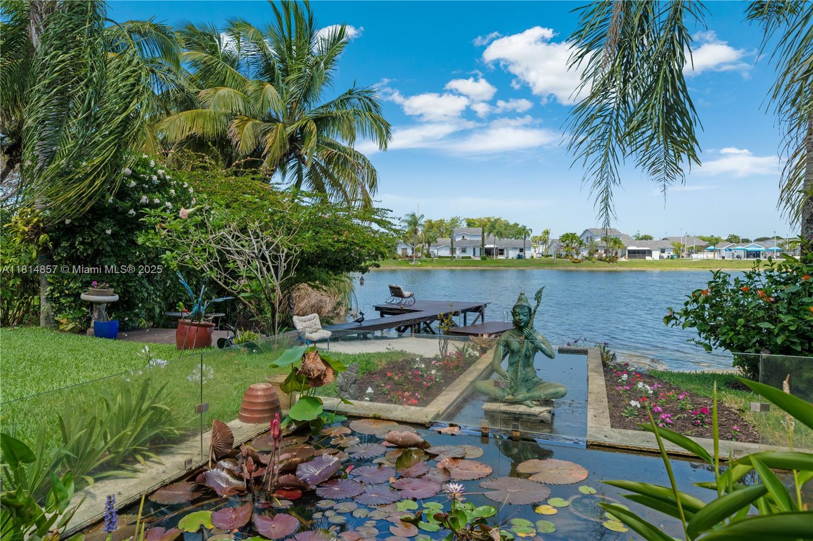 6681 SW 155th Ave Miami, FL 33193