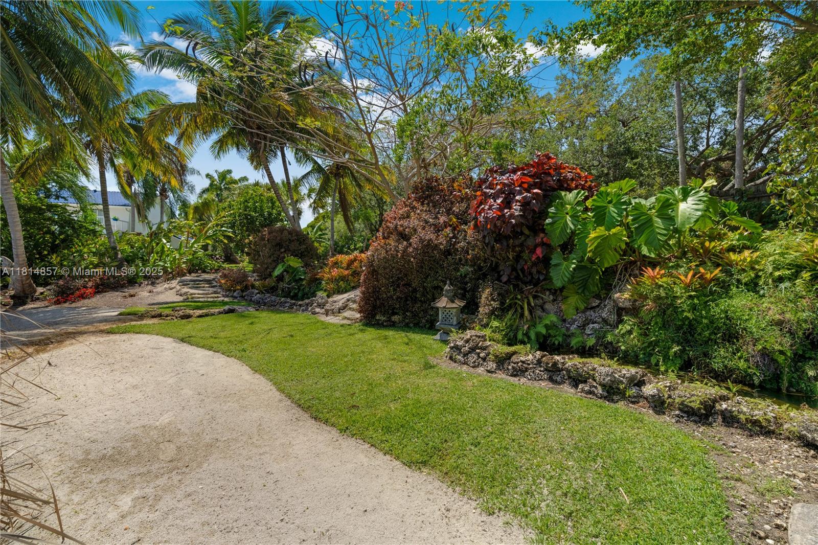 6681 SW 155th Ave Miami, FL 33193