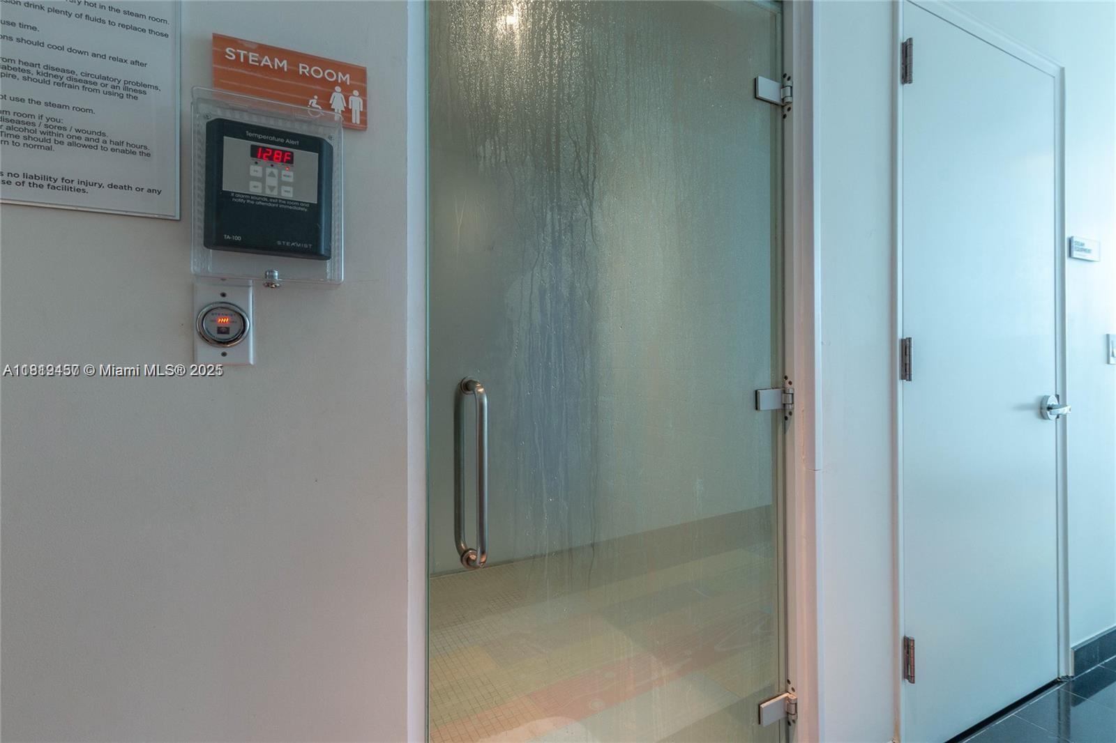 image Sls Brickell73