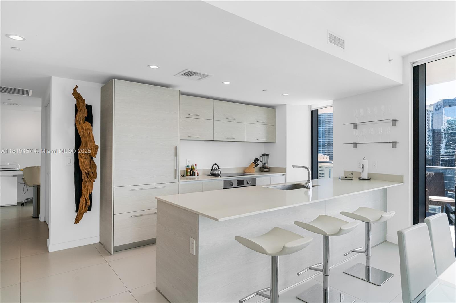 image Sls Brickell8