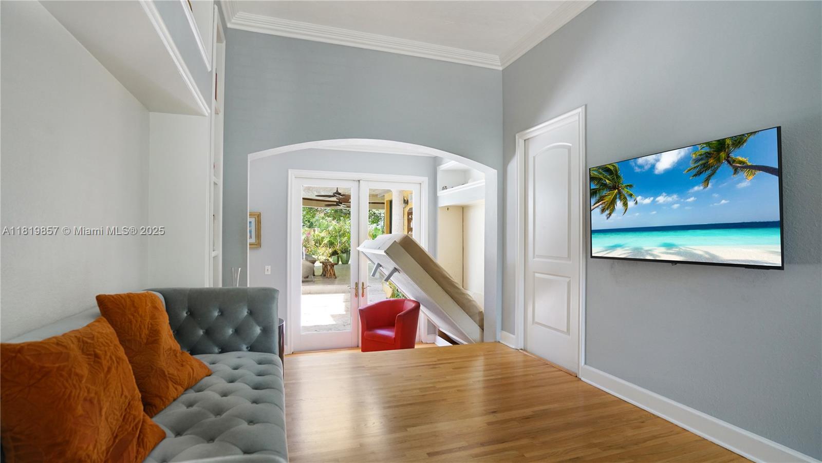 2050 Alton Rd Miami Beach, FL 33140