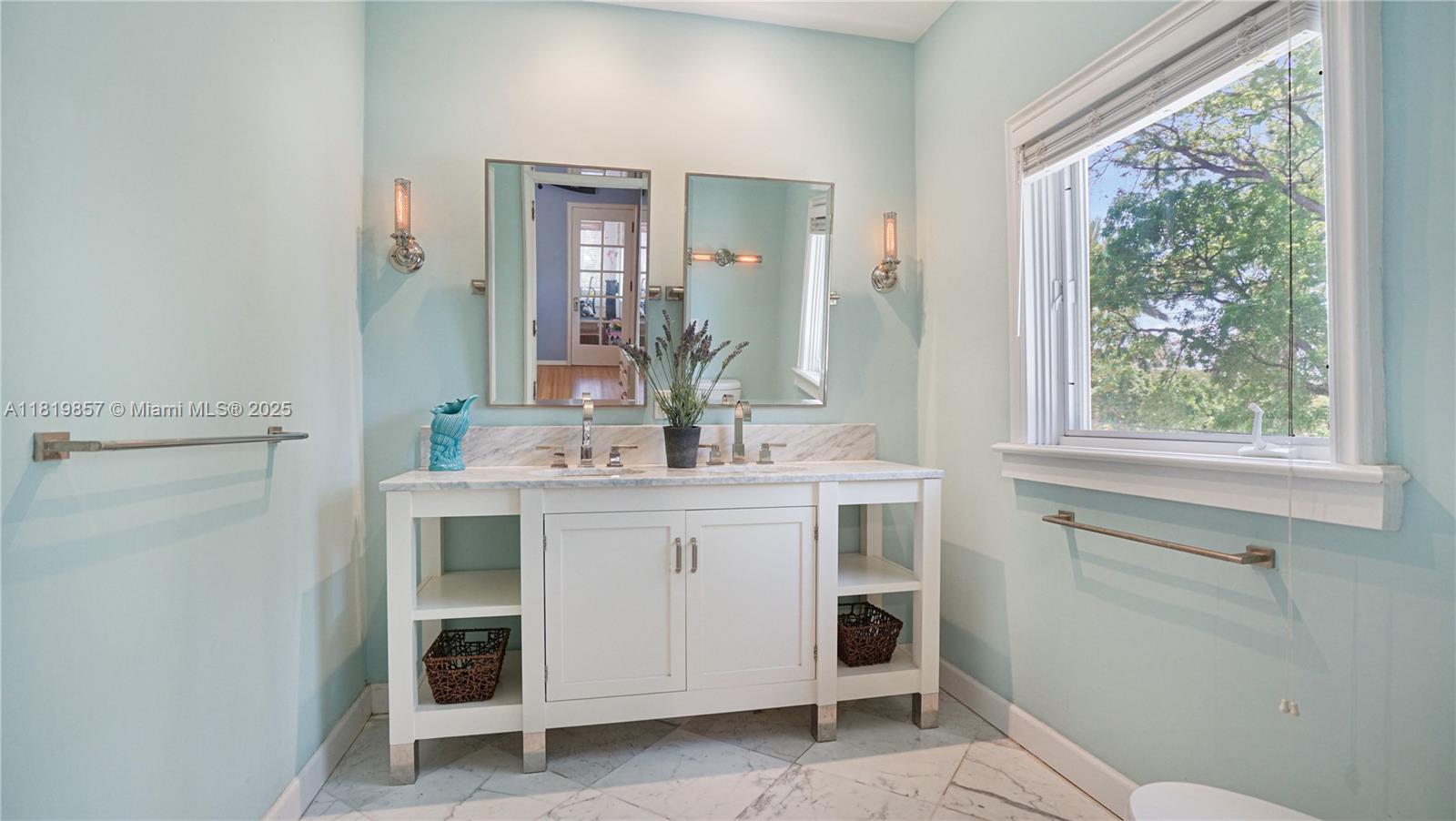 2050 Alton Rd Miami Beach, FL 33140