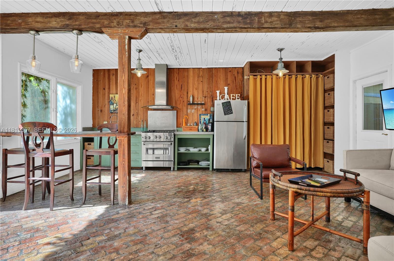 2050 Alton Rd Miami Beach, FL 33140